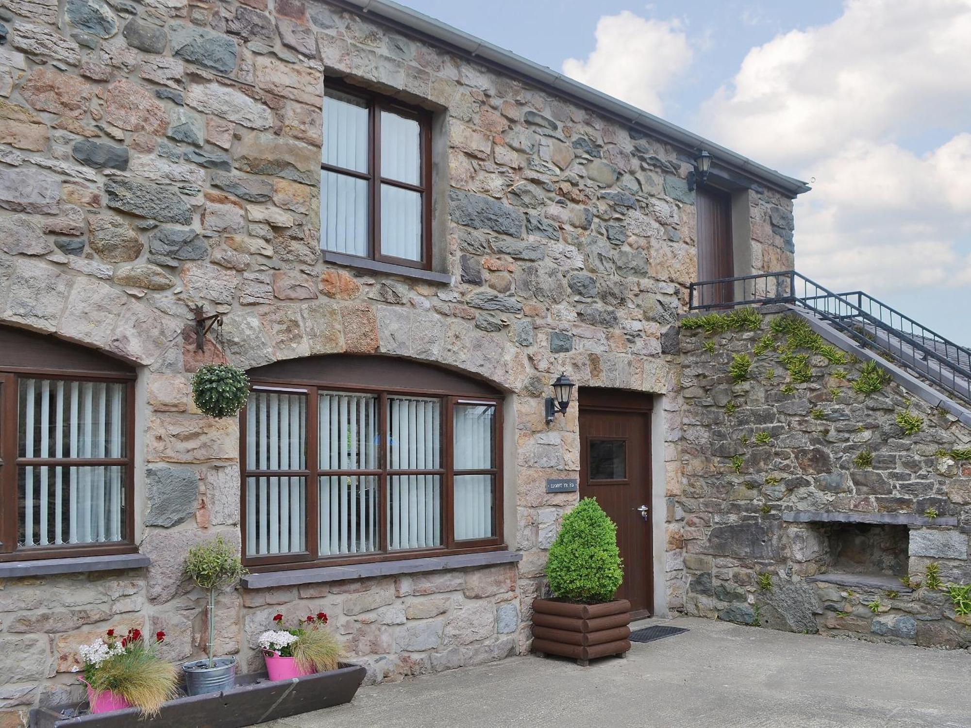 Villa Llofft Yr Yd - 16984 Brynsiencyn Exterior foto